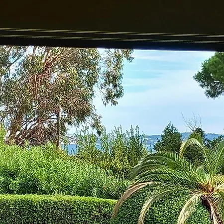 Et Sur Jardin Et Апартаменты