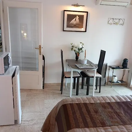 Sur Jardin Ou Sur 아파트 칸느